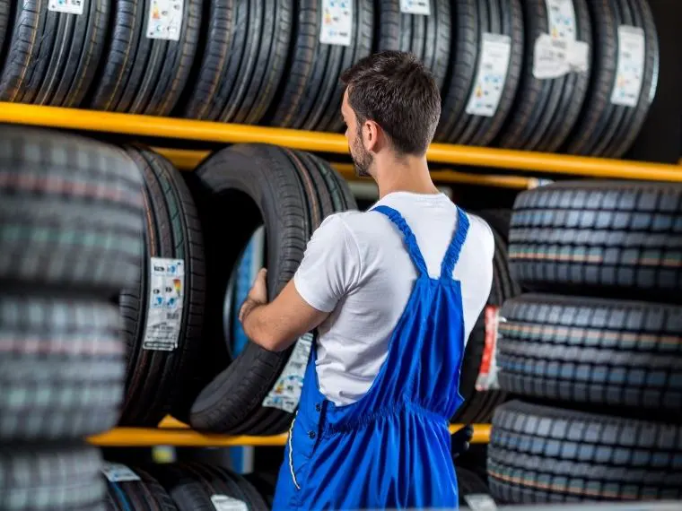 Çamlıhemşin Oto Lastikçi